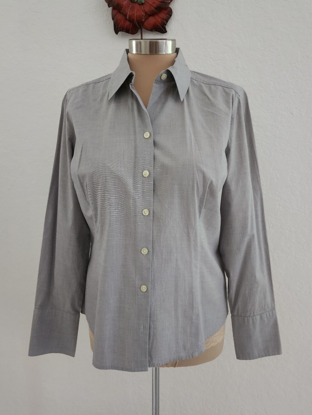 ANN TAYLOR | Gray Button Down Top